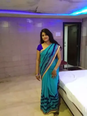 Genuine Service Call Girl Janvi Faridabad Sector 102